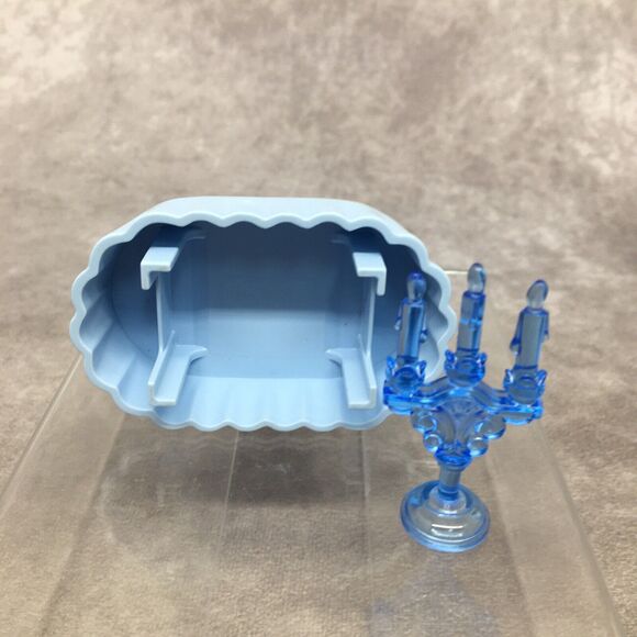 Playmobil Small Banquet Table w/ Candelabra - Picture 3 of 5